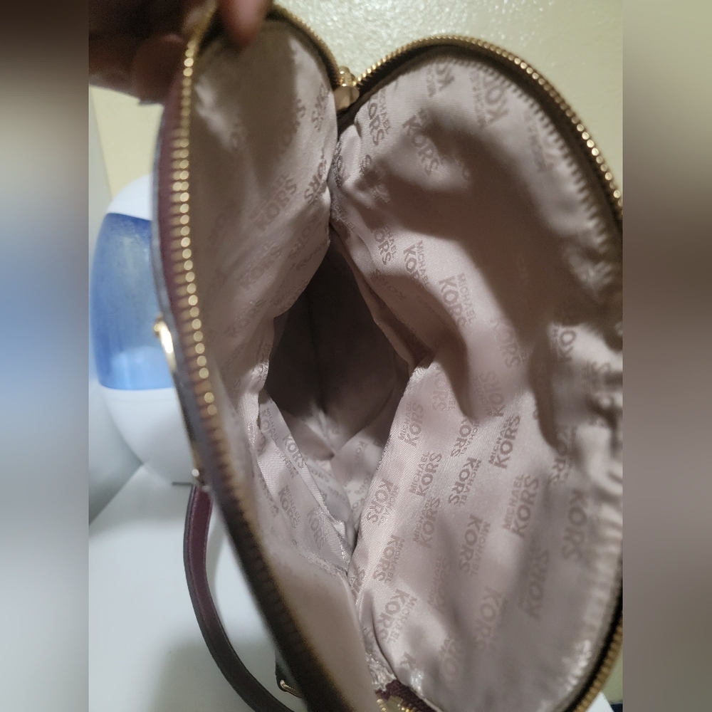 Michael Kors Bedford Crossbody Shoulder Bag - Picture 10 of 11